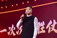 米村拌饭：一场中式快餐的温暖变革，回归“爱与信任”